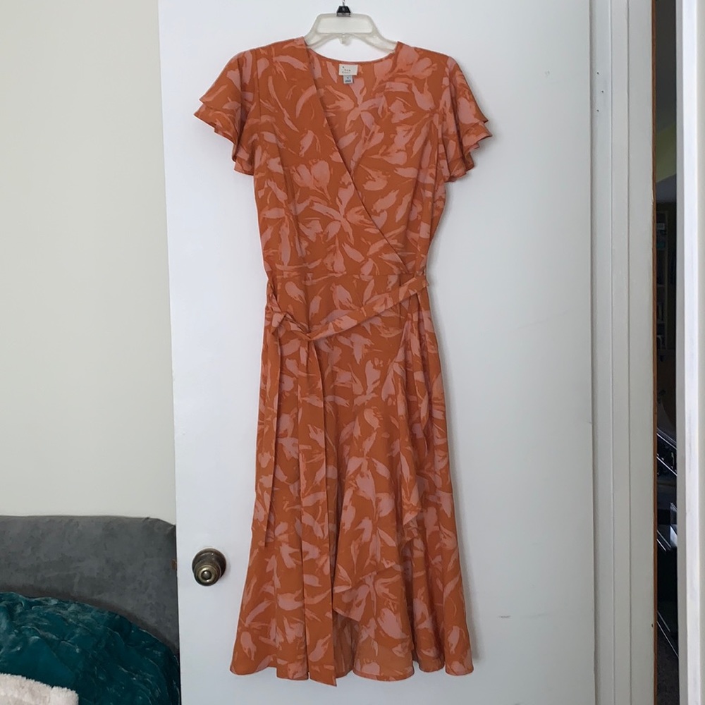 Orange flowers print below the knee dress